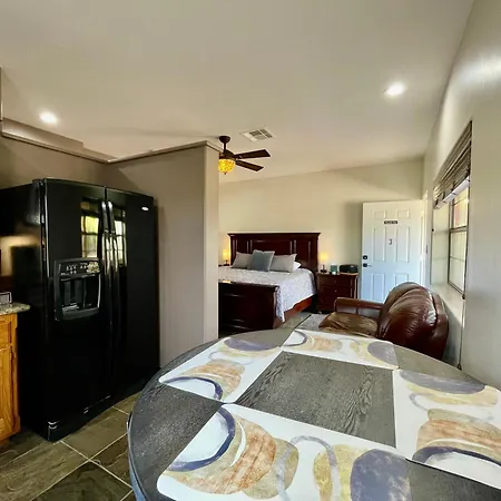 Cave Creek Cozy Casita - Mesquite